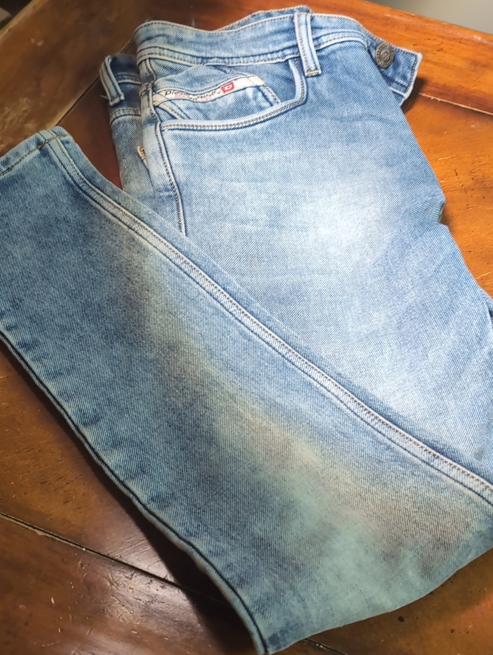 Diesel Sleenker Super Skinny Jeans